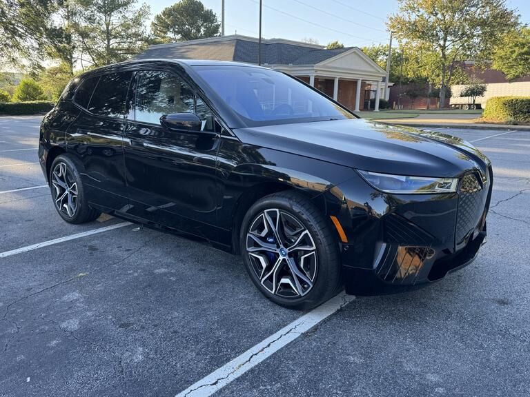 2025 BMW ix