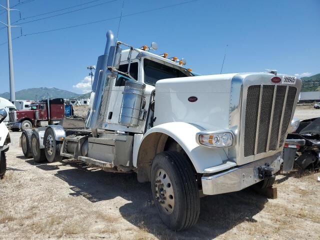 2023 PETERBILT 389