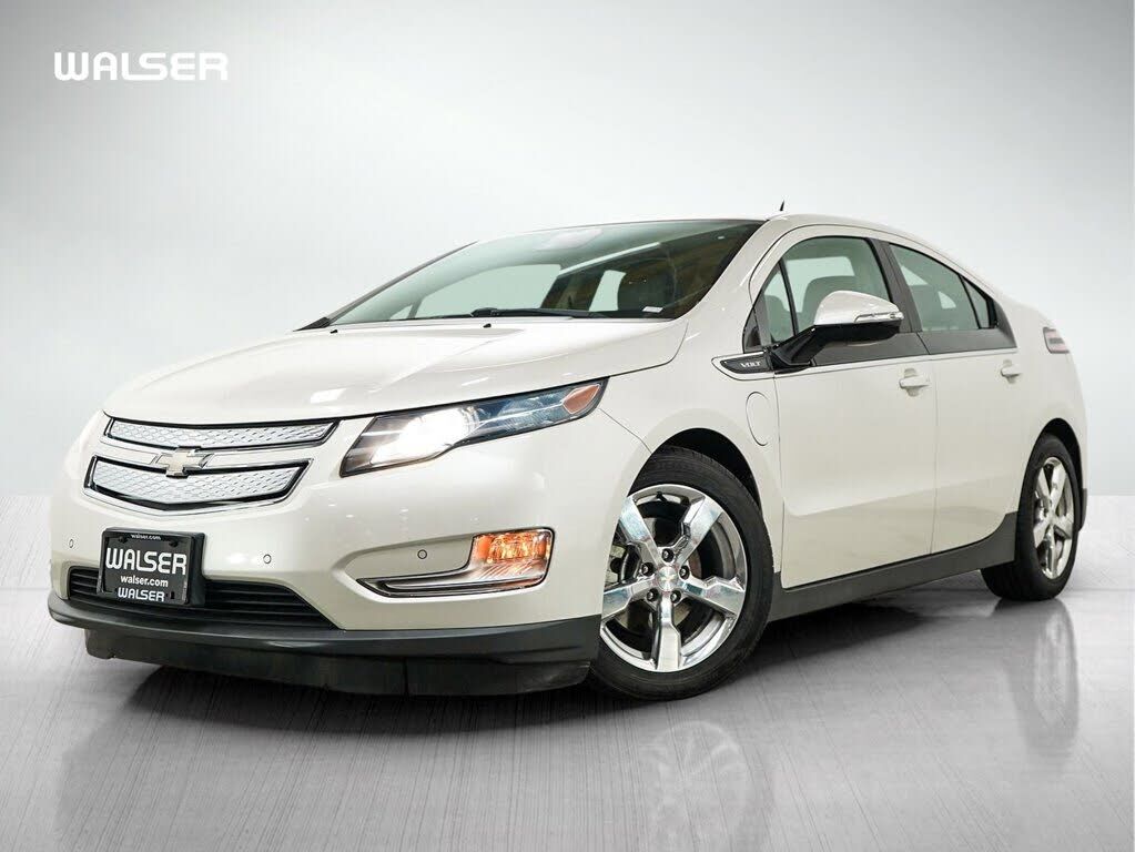 2013 CHEVROLET Volt