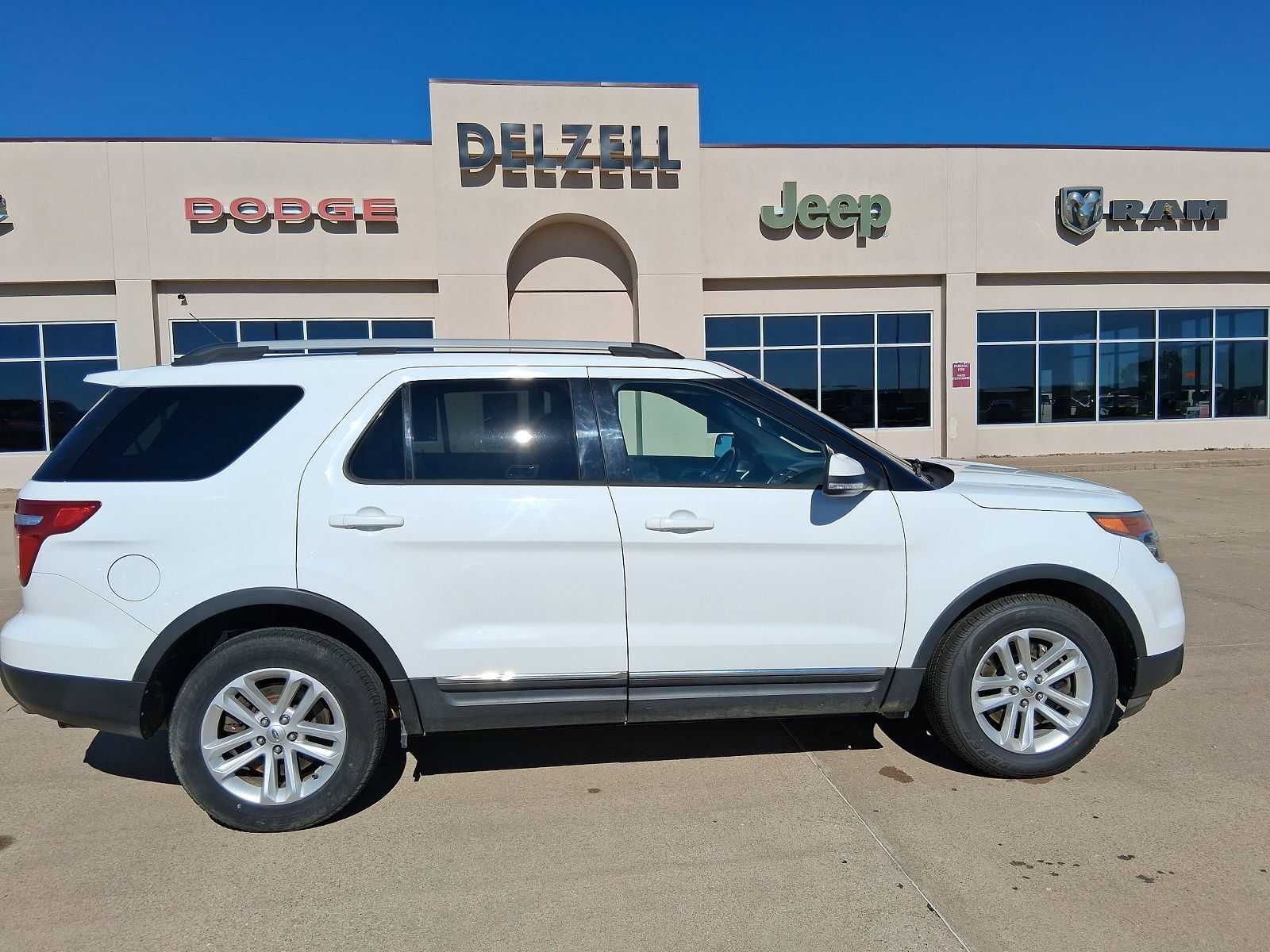 2014 FORD Explorer
