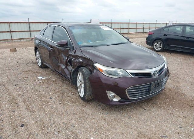 2013 TOYOTA Avalon