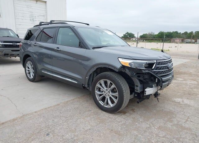 2021 FORD Explorer