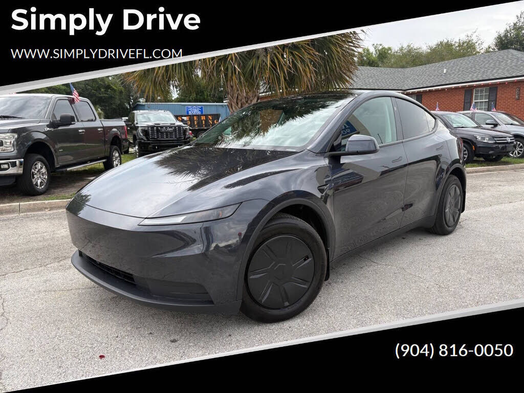2026 TESLA Model Y