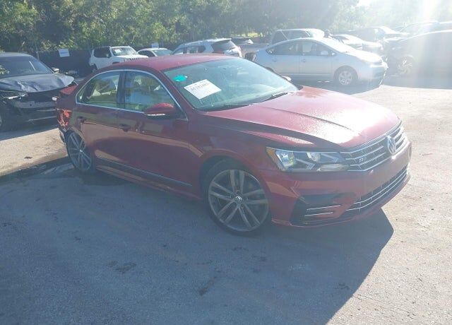 2016 VOLKSWAGEN Passat