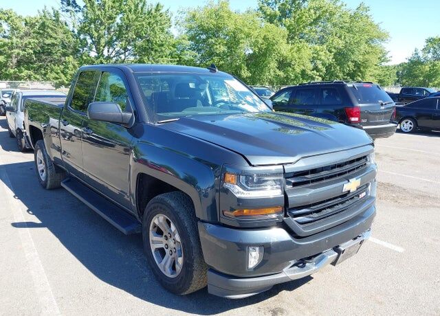 2018 CHEVROLET Silverado