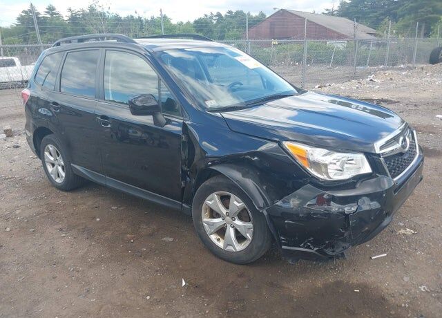 2016 SUBARU Forester