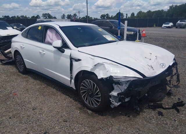 2025 HYUNDAI Sonata