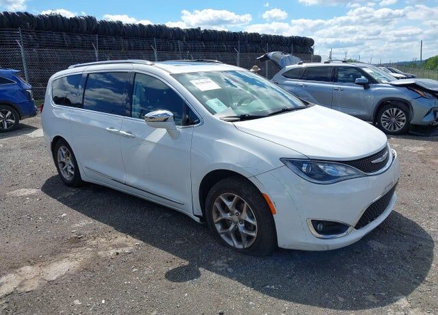 2019 CHRYSLER Pacifica