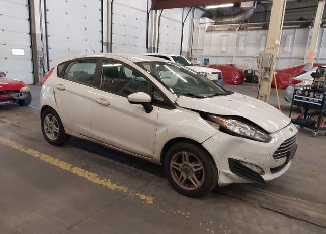 2017 FORD Fiesta
