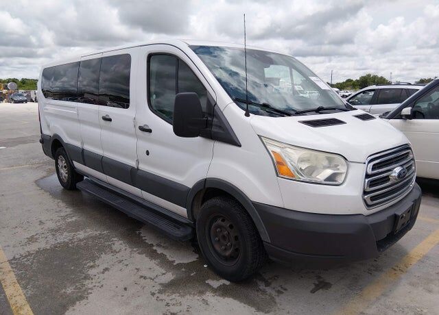 2015 FORD Transit