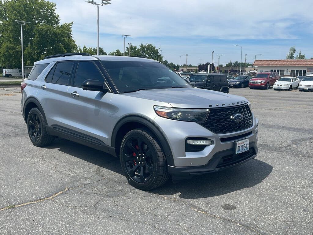 2021 FORD Explorer