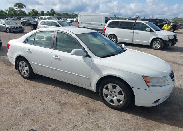 2010 HYUNDAI Sonata
