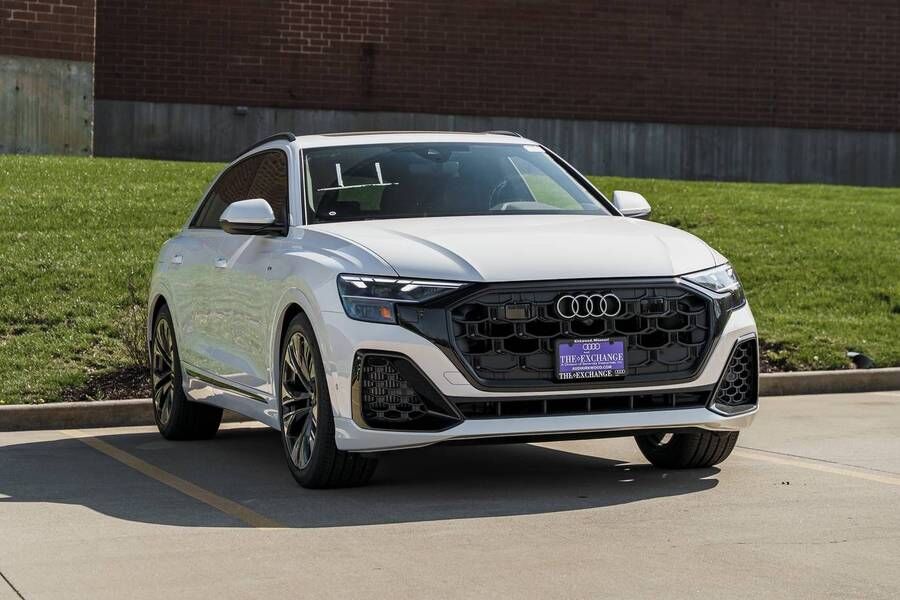 2026 Audi Q8