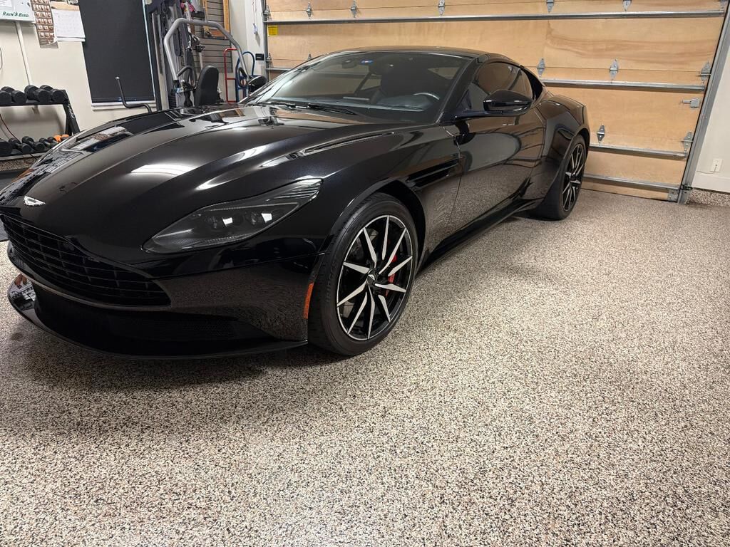 2020 ASTON MARTIN DB11