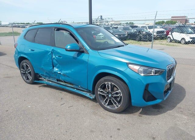 2025 BMW X1