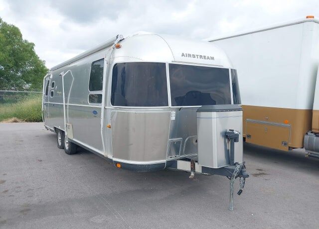 2010 AIRSTREAM Classic