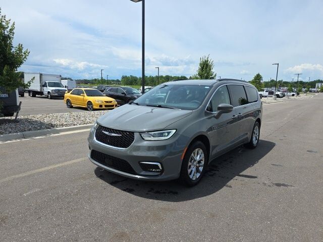 2022 CHRYSLER Pacifica