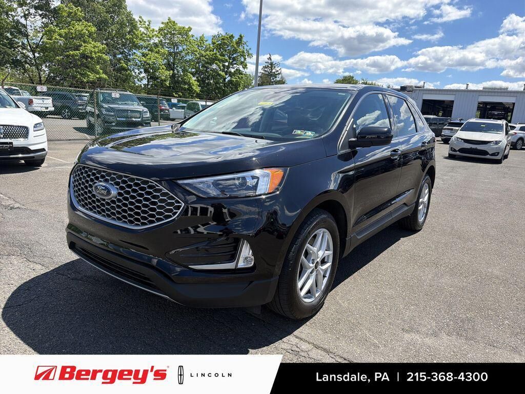 2023 FORD Edge