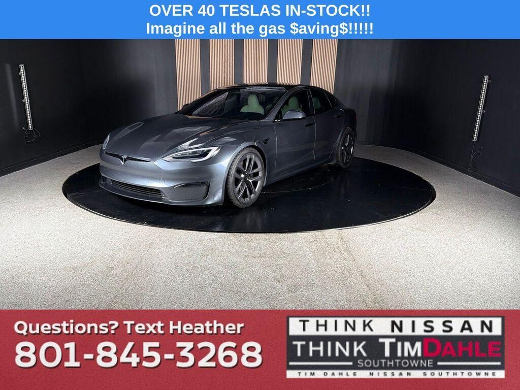 2022 TESLA Model S