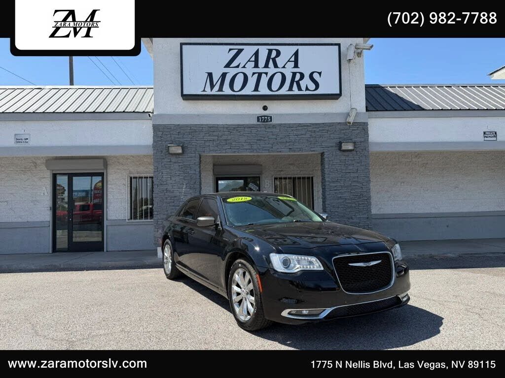2018 CHRYSLER 300