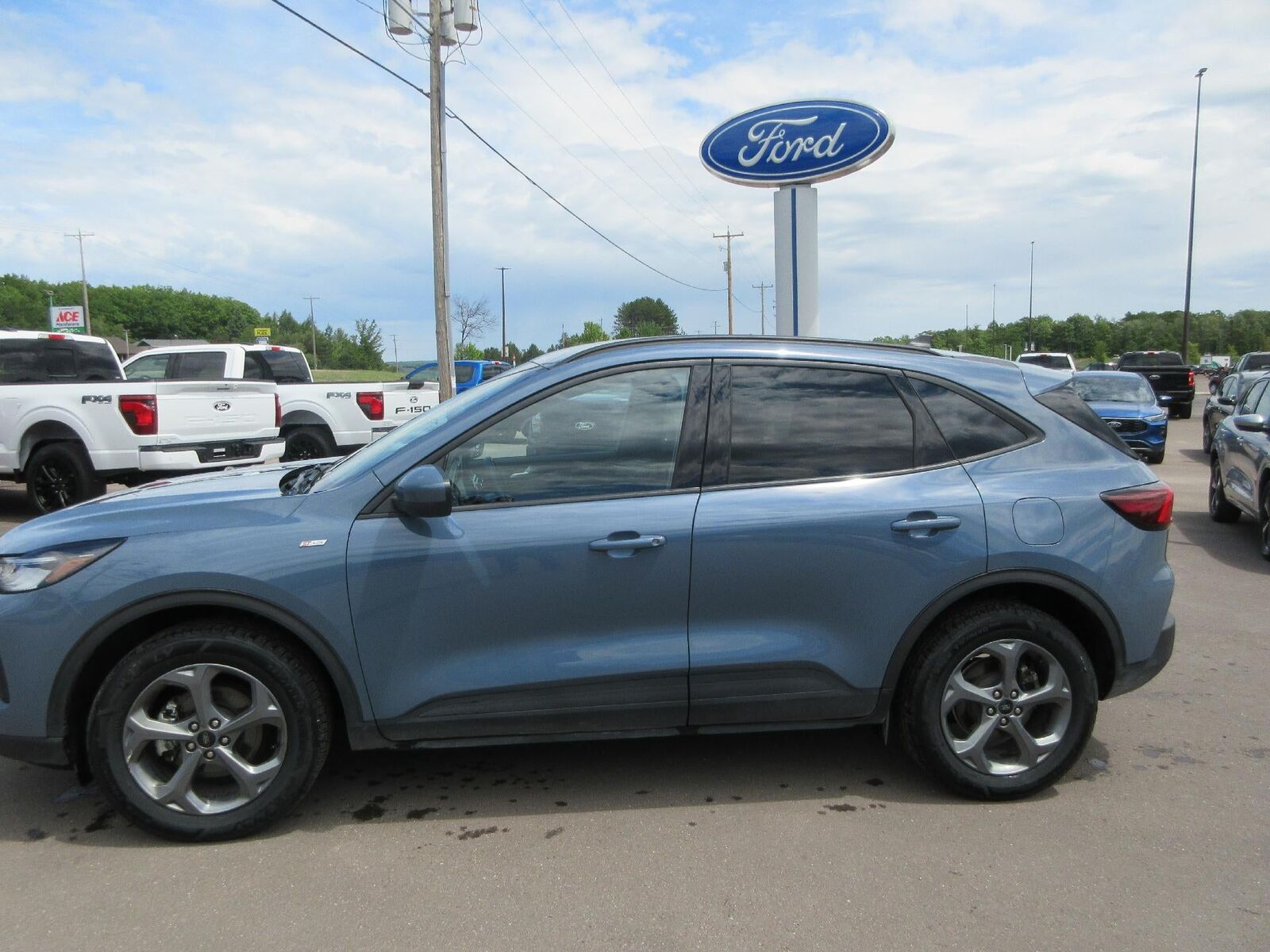 2025 FORD Escape
