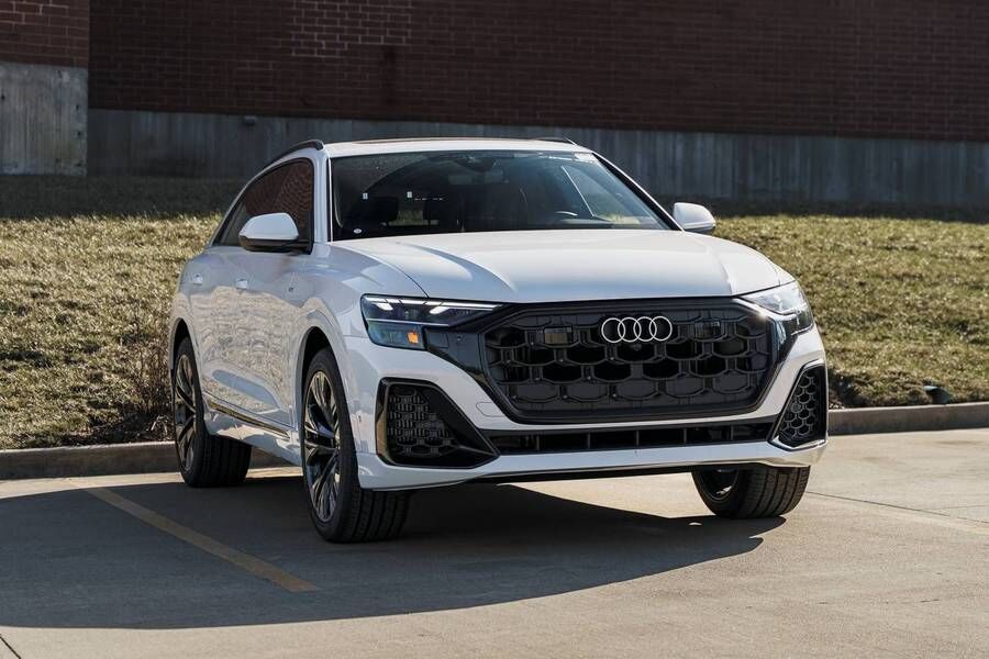 2026 Audi Q8