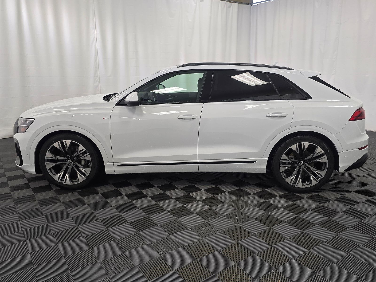 2026 Audi Q8