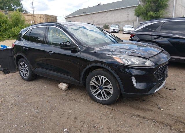 2020 FORD Escape