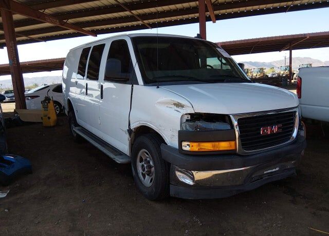 2022 GMC Savana