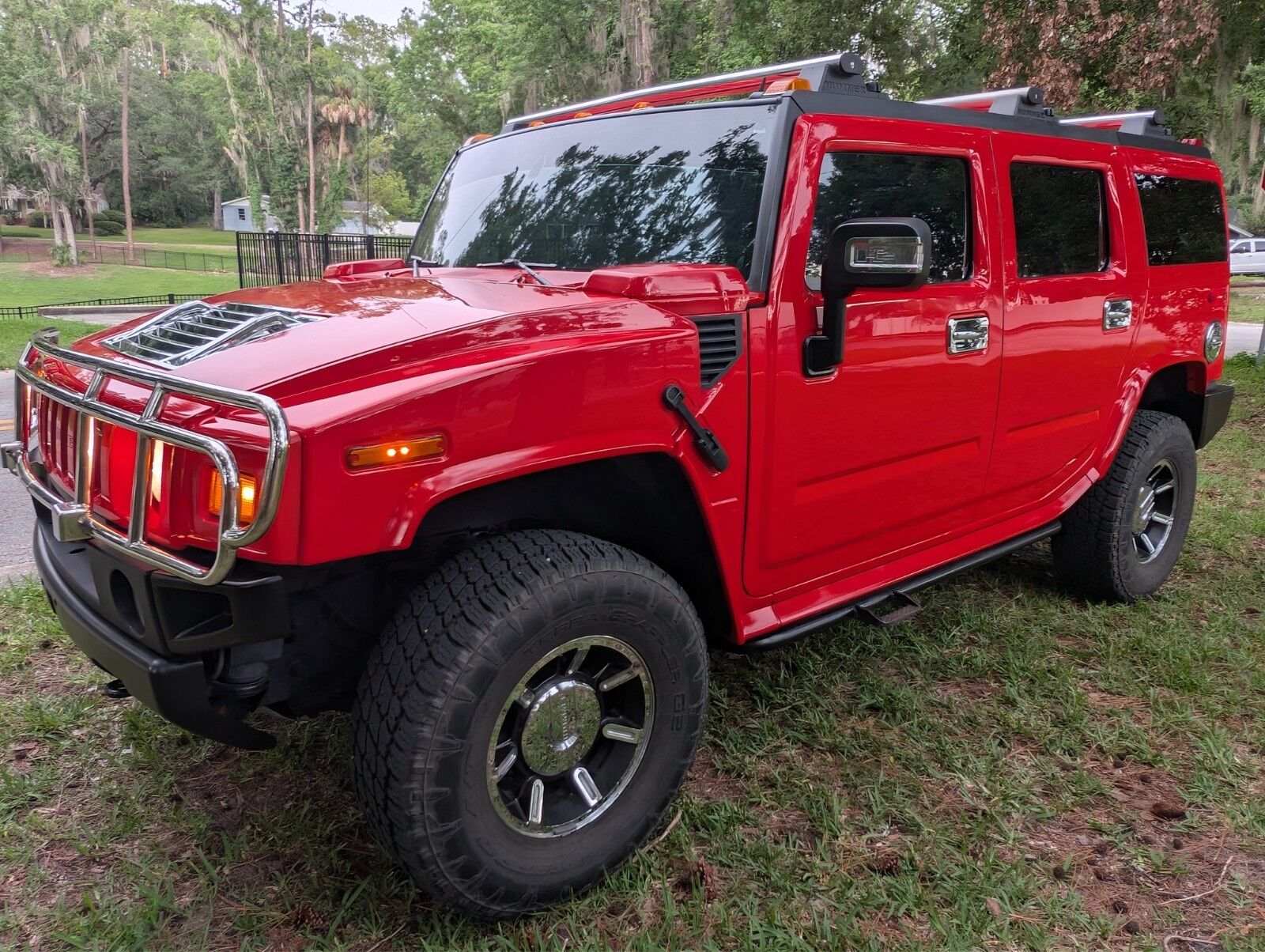 HUMMER H2