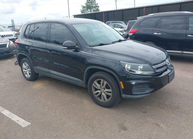 2013 VOLKSWAGEN Tiguan