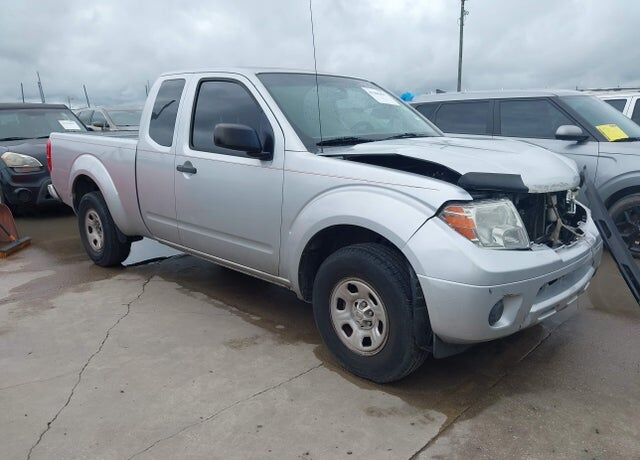 2015 NISSAN Frontier
