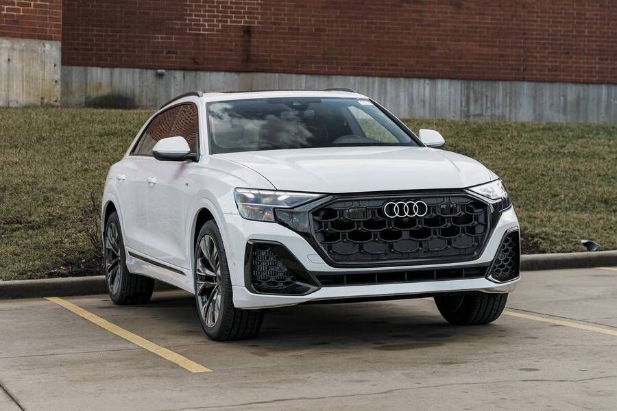 2026 Audi Q8