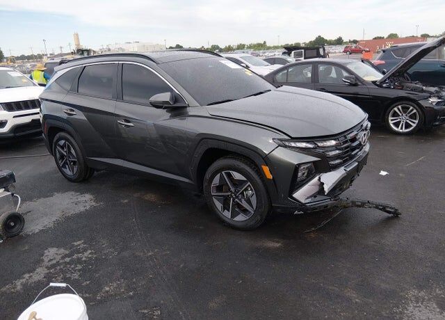 2025 HYUNDAI Tucson