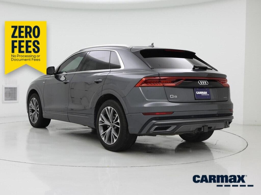 2021 Audi Q8
