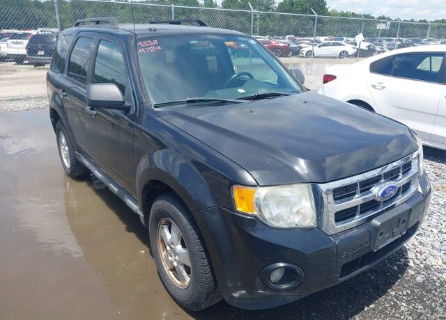 2011 FORD Escape
