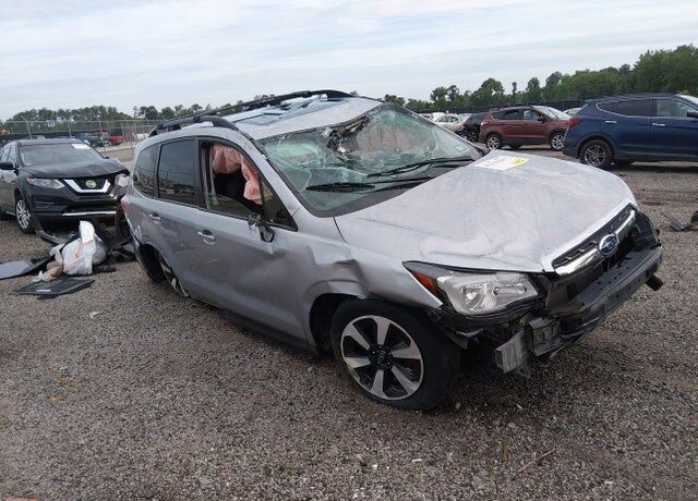 2018 SUBARU Forester