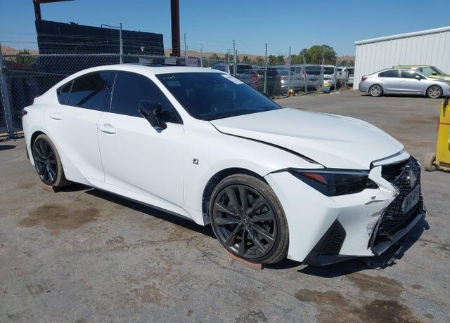 2025 LEXUS IS