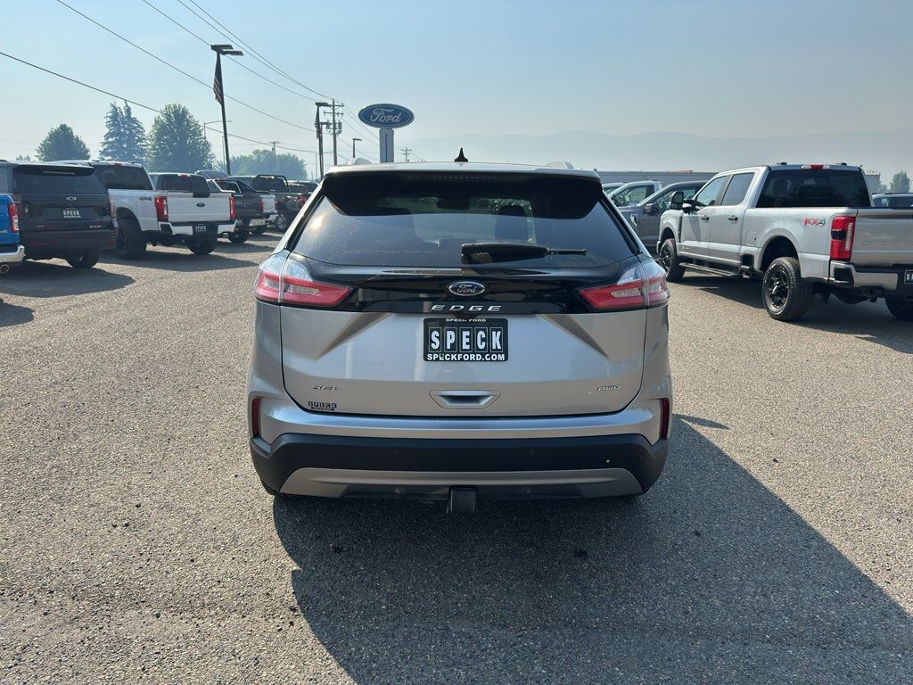 2023 FORD Edge