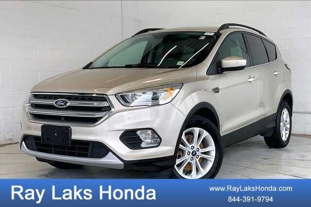 2017 FORD Escape