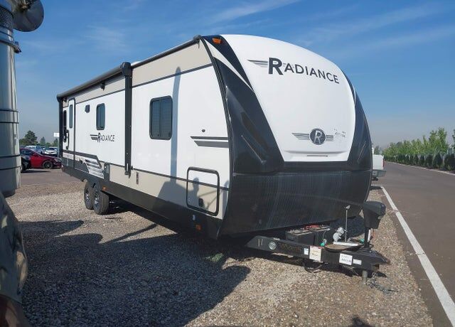 2021 CRUISER RV Radiance