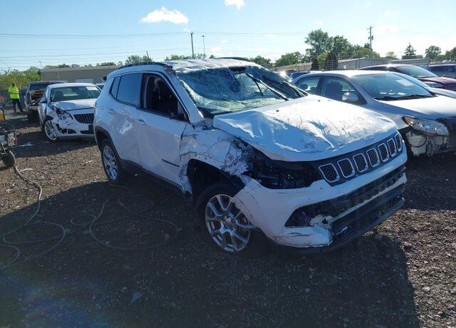 2023 JEEP Compass