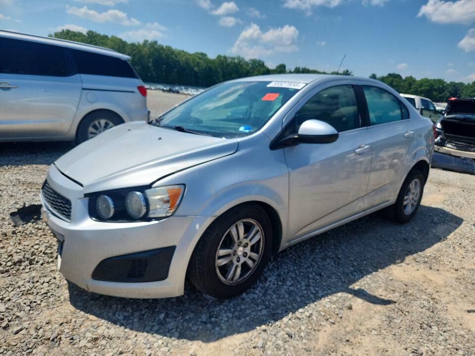 2015 CHEVROLET Sonic