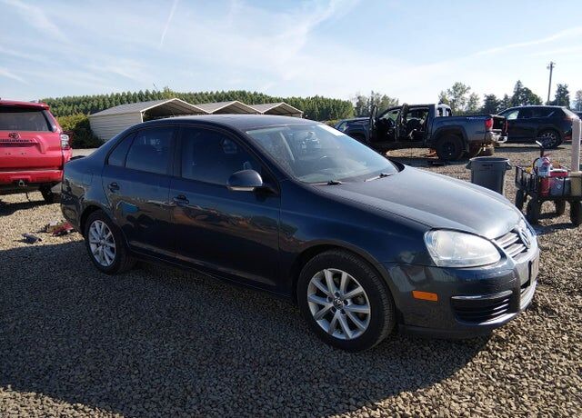 2010 VOLKSWAGEN Jetta