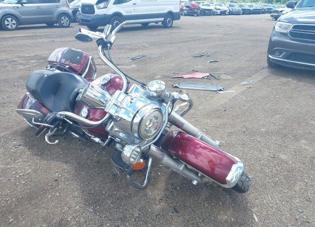 2014 HARLEY DAVIDSON Road King