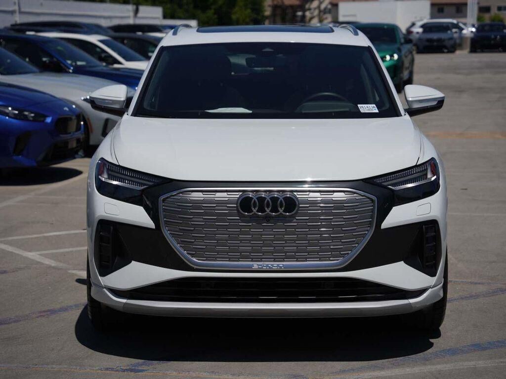 2022 Audi Q4