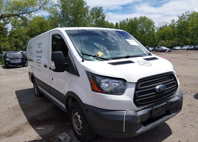 2018 FORD Transit