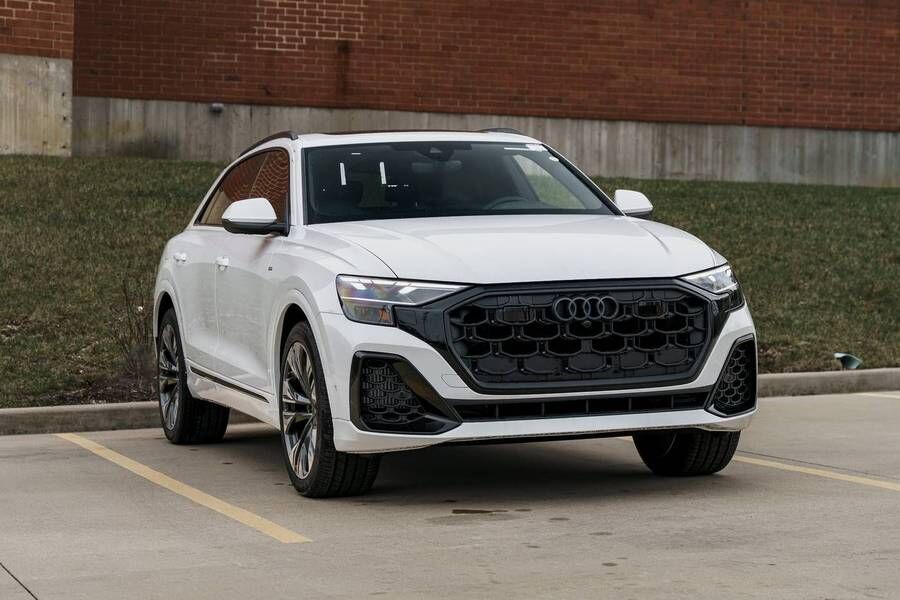 2026 Audi Q8