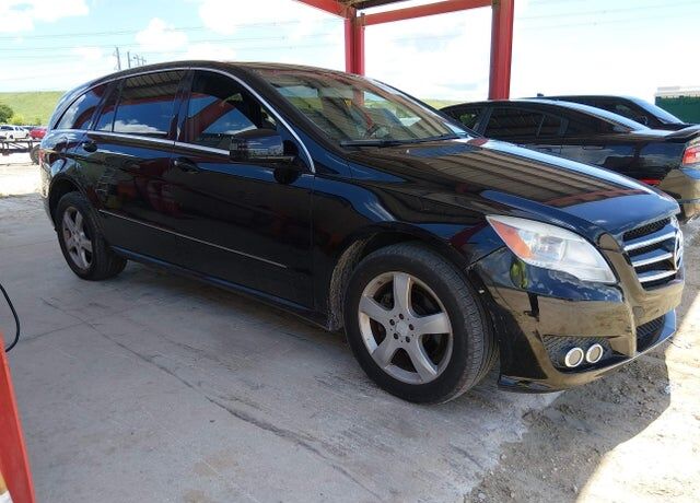 2011 MERCEDES-BENZ R-Class