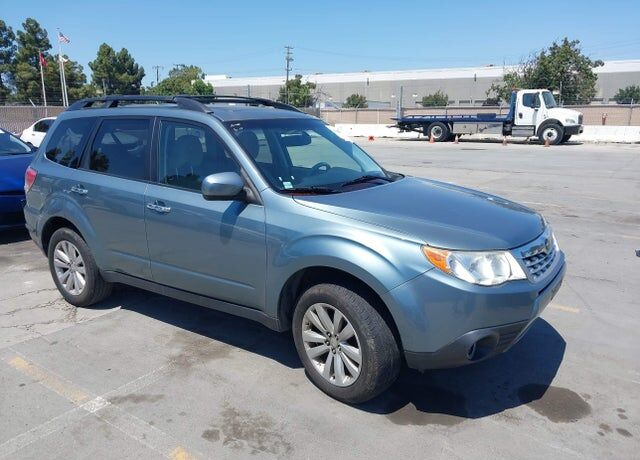 2011 SUBARU Forester